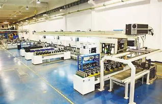 大数据智能化驱动下三大产业融合发展的路径探索——以人工智能基础软件开发为核心